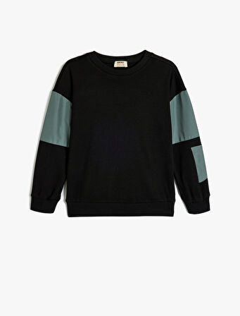 Sweatshirt Uzun Kollu Bisiklet Yaka Cep Detaylı Pamuklu