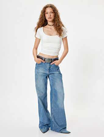 Basic Tişört U Yaka Slim Fit Kısa Kollu Drapeli