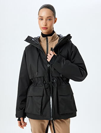 Anorak Mont Kapüşonlu Fermuarlı Cep Detaylı Beli Bağcıklı Su Geçirmez