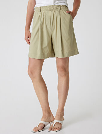 Viskon Bermuda Şort Cepli Pile Detaylı 