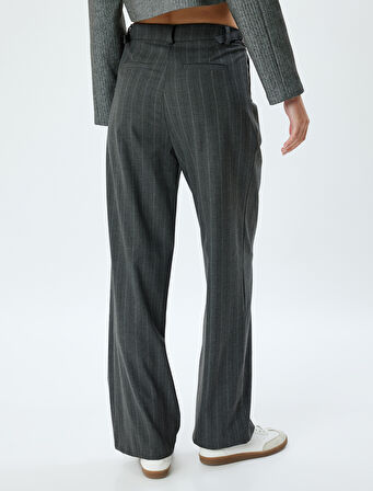 Kumaş Pantolon Düz Paça Standart Bel Düğmeli Kemer Detaylı Viskon Karışımlı