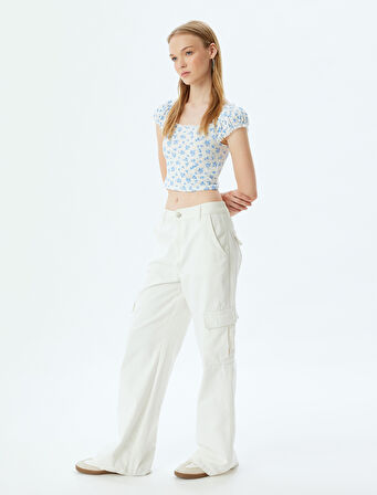 Crop Üst Fırfırlı Kısa Kollu Çiçek Desenli Kare Yaka Slim Fit