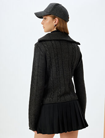 Yarım Fermuarlı Dik Yaka Kazak Saç Örgü Dokulu Uzun Kollu 