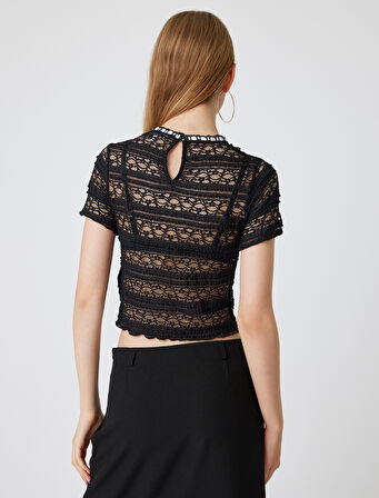 Fiyonklu Tişört Dantel Kısa Kollu Dik Yaka Slim Fit