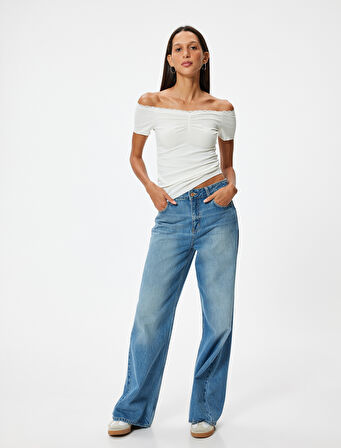 Madonna Yaka Tişört Dantel Detaylı Büzgülü Kısa Kollu