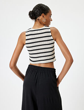 Kolsuz Atlet Slim Fit Dokulu Bisiklet Yaka