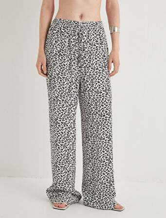 Leopar Desenli Pantolon Beli Bağcıklı Viskon Kumaş