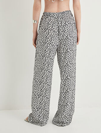 Leopar Desenli Pantolon Beli Bağcıklı Viskon Kumaş