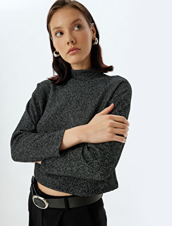 Dik Yaka Uzun Kollu Triko Kazak