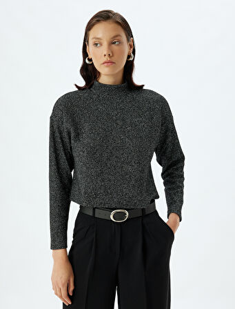 Dik Yaka Uzun Kollu Triko Kazak