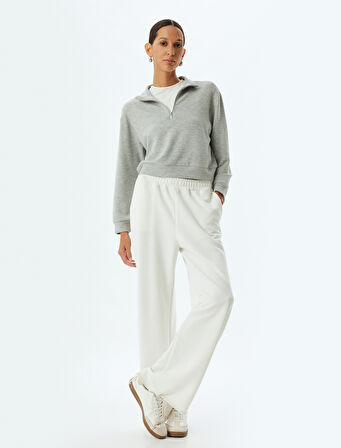 Yarım Fermuar Detaylı Basic Polo Yaka Sweatshirt