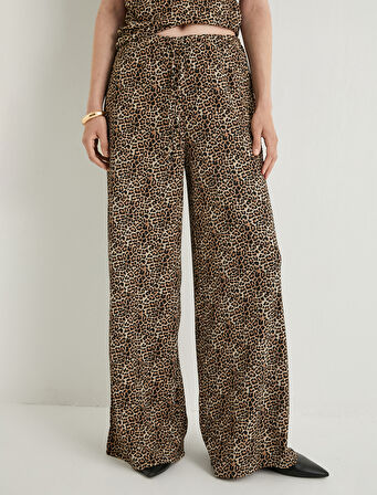Leopar Desenli Pantolon Wide Leg Beli Bağcıklı Relax Fit