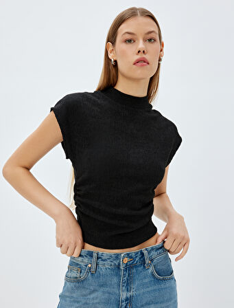 Dik Yaka Kolsuz Tişört Slim Fit Dokulu