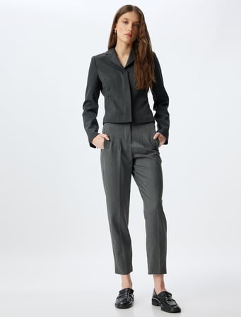 Yüksek Bel Pantolon Pens Detaylı Cepli Kısa Paça Havuç Kesim Slim Fit