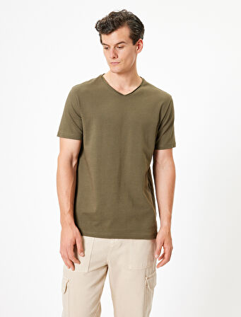 Pamuklu Kısa Kollu Bisiklet Yaka Basic Tişört