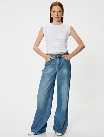 Kolsuz Tişört Drape Detaylı Yuvarlak Yaka Dokulu Slim Fit