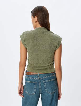 Dik Yaka Kolsuz Tişört Slim Fit Dokulu
