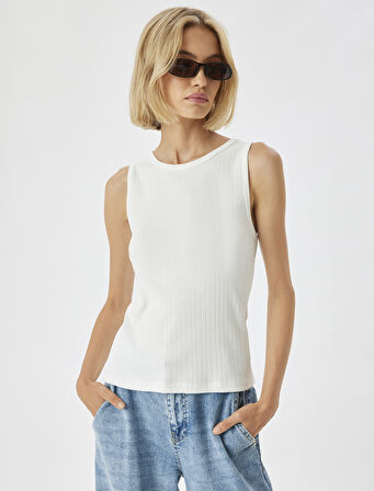 Yuvarlak Yaka Ribanalı Kolsuz Tişört