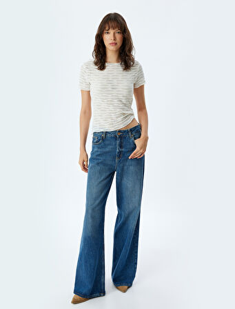 Yarı Transparan Crop Tişört Çizgili Kısa Kollu Yuvarlak Yaka 