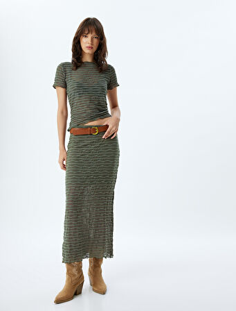 Yarı Transparan Crop Tişört Çizgili Kısa Kollu Yuvarlak Yaka 