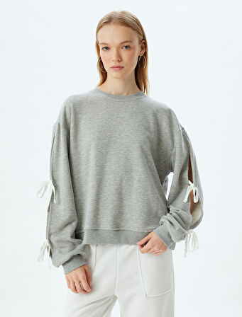 Oversize Sweatshirt Fiyonk Detaylı Bisiklet Yaka Uzun Kollu