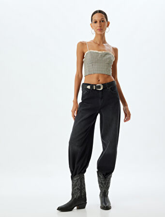 Kalp Yaka Dantel Detaylı Askılı  Ekose Crop Büstiyer