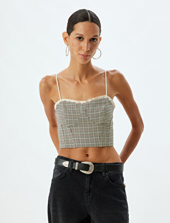 Kalp Yaka Dantel Detaylı Askılı  Ekose Crop Büstiyer