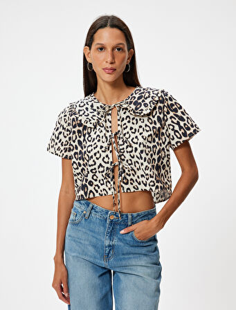 Leopar Desenli Bluz Bebe Yaka Bağcık Detaylı Kısa Kollu Slim Fit