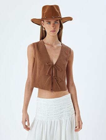 Fiyonklu Önü Bağcıklı Crop Yelek V Yaka Modal Kumaş