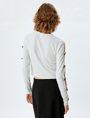 Uzun Kollu Tişört Kurdele Fiyonklu Pencere Detaylı Bisiklet Yaka Slim Fit