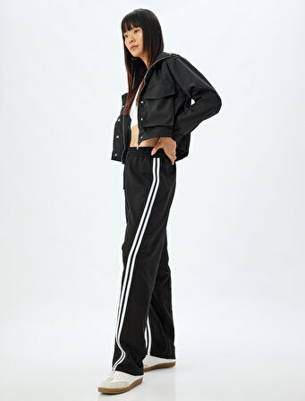 Bol Paça Eşofman Altı Beli Bağcıklı Şardonlu Cep Detaylı