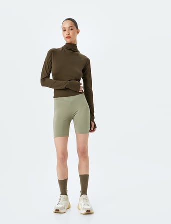 Büzgülü Yaka Uzun Kollu Fermuar Detaylı Spor Sweatshirt İnterlok