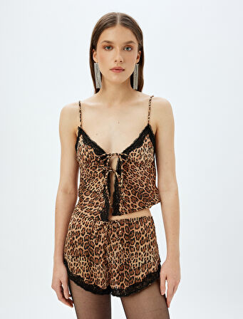 Koton X Zeynep Bastık - Leoparlı Askılı Pijama Üstü Dantel Detaylı Önden Bağlamalı