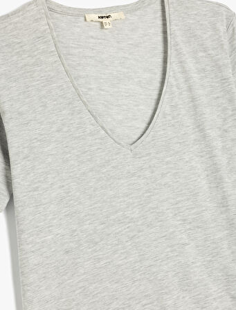 Pamuklu Kısa Kollu Basic V Yaka Tişört