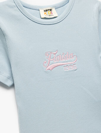 Nakış Detaylı Bisiklet Yaka Kısa Kollu Pamuklu Crop Tişört