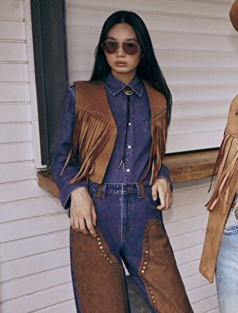 Koton X Zeynep Bastık - Dikiş Detaylı Renk Geçişli Uzun Kollu Kot Gömlek