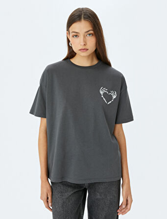 Bisiklet Yaka Arkası Kuru Kafa Baskılı Oversize Kısa Kollu Tişört