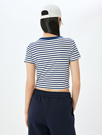 Kısa Kollu Slim Fit Bisiklet Yaka Baskılı Crop Tişört