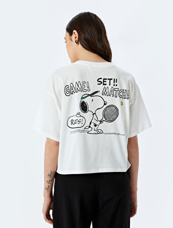 Snoopy Lisanslı Bisiklet Yaka Kısa Kollu Arkası Baskılı Crop Tişört