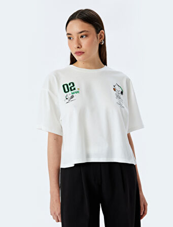 Snoopy Lisanslı Bisiklet Yaka Kısa Kollu Arkası Baskılı Crop Tişört