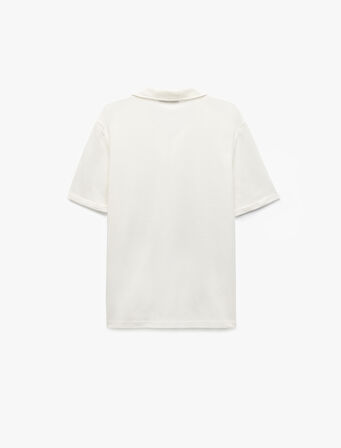 Pamuklu Regular Fit Dokulu Kısa Kollu V Yaka Polo Tişört