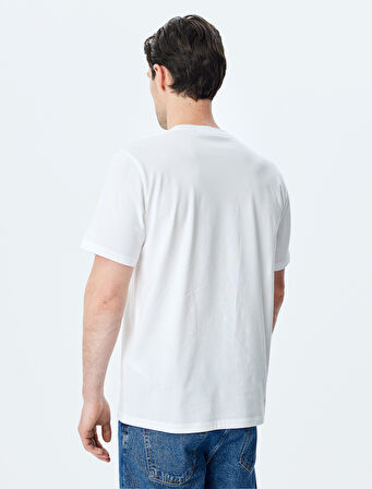 Bisiklet Yaka Çizgi Baskılı Pamuklu Kısa Kollu Slim Fit Tişört