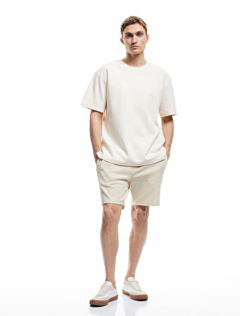 Cep Detaylı Pike Kumaş Beli Lastikli Bermuda Şort