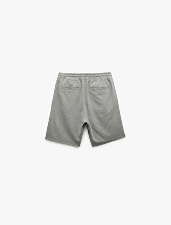 Viskon Karışımlı Cep Detaylı Bermuda Slim Fit Beli Bağcıklı Şort