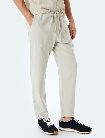 Beli Bağcıklı Cep Detaylı Pamuklu Chino Pantolon