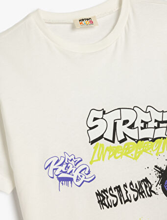 Grafiti Baskılı Kısa Kollu Bisiklet Yaka Oversize Tişört 