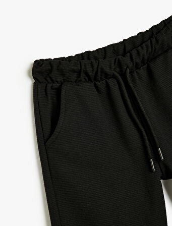 Basic Beli Bağcıklı Cepli Şort