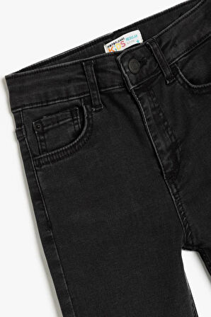 Koton Erkek Çocuk Cep Detaylı Düğme Detaylı Pamuklu Kot Pantolon