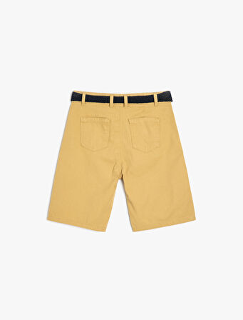 Pamuklu Kemer Detaylı Cepli Bermuda Şort