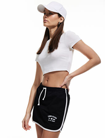 Pamuklu Beli Bağcıklı Çizgili Mini Şort Etek